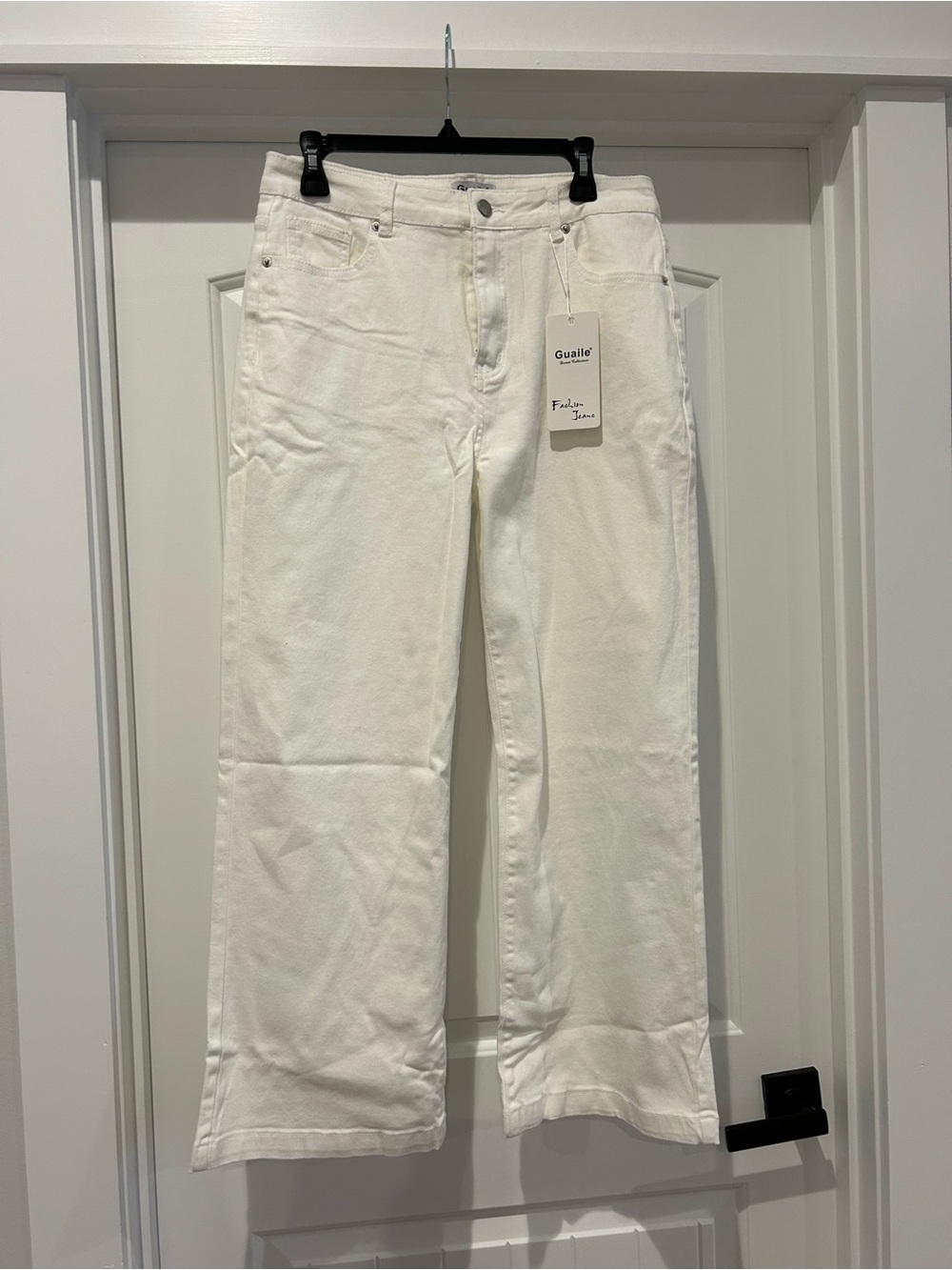 White Wide-Leg Women's Jeans